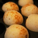 たこ焼き器で作る、米粉の”ポンデ”